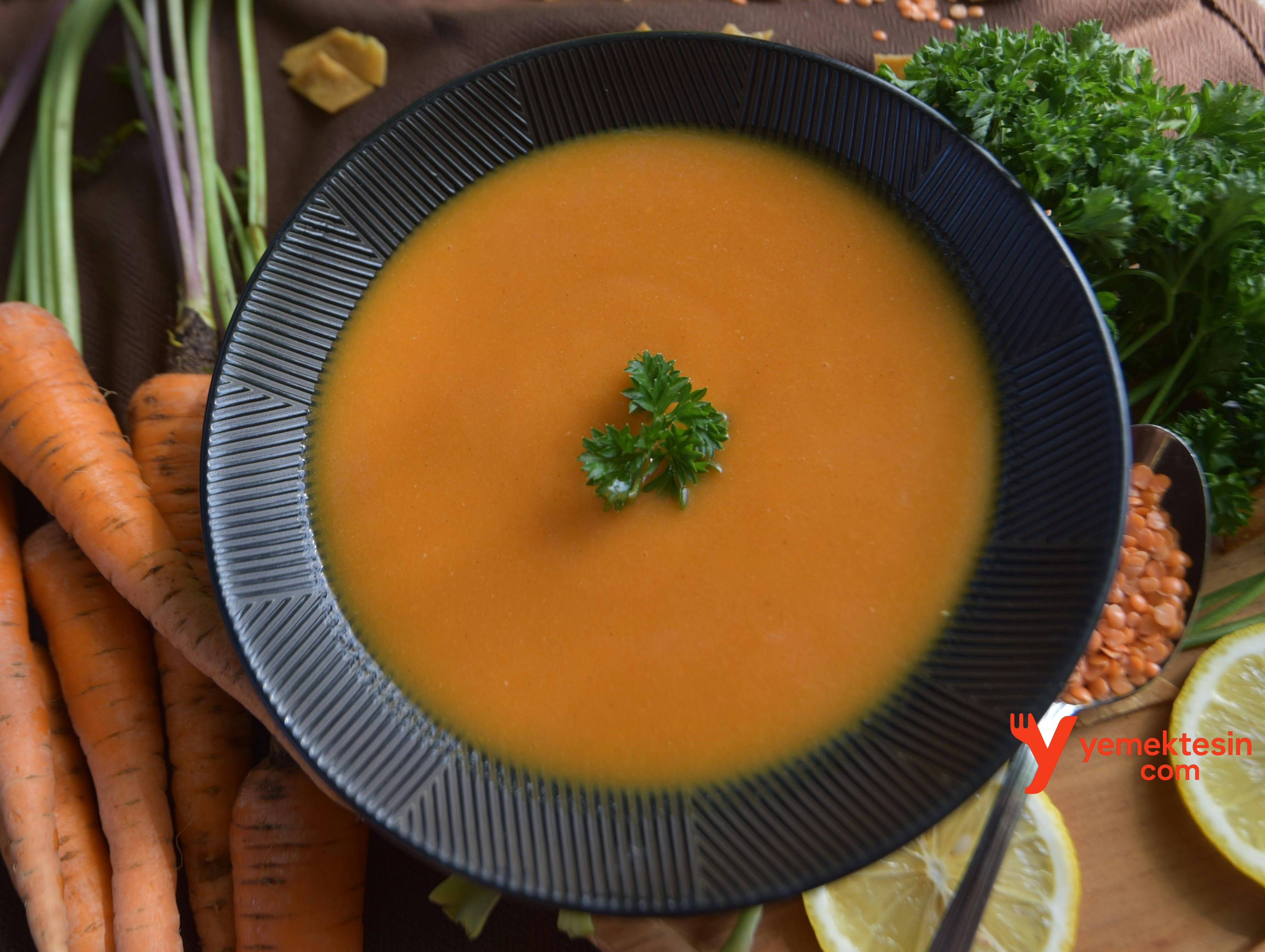 Lokanta Usulü Tam Kıvamında Süzme Mercimek Çorbası